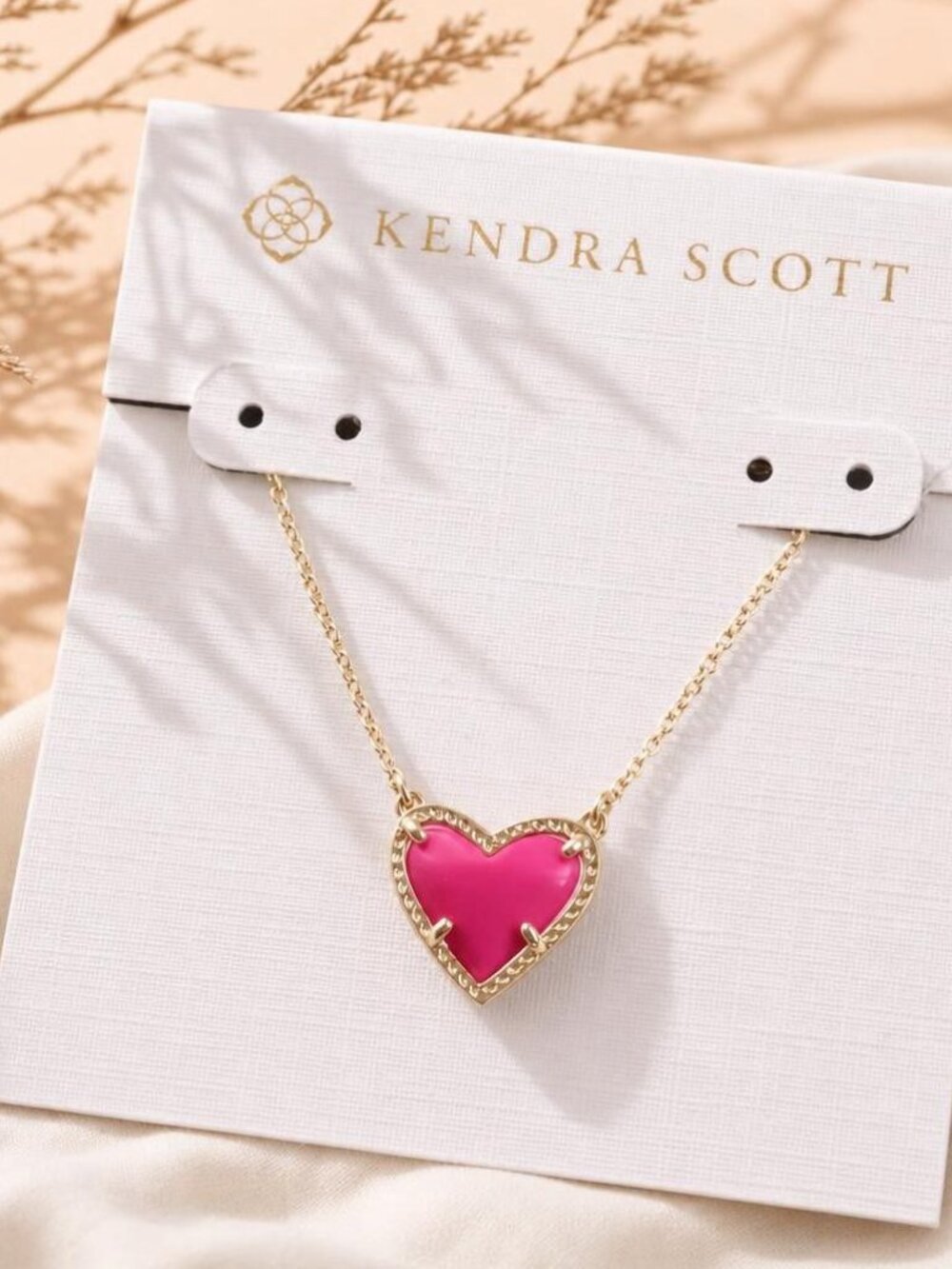 Kendra Scott Ari Heart Gold Neon Pink Pendant Necklace